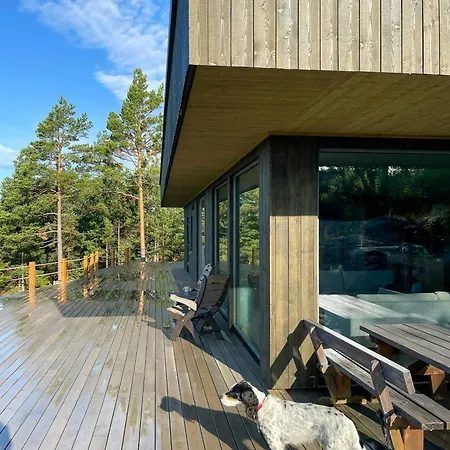 Feriehus New With Sea View In Risor *
