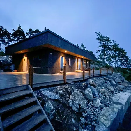 New With Sea View In Risor Feriehus